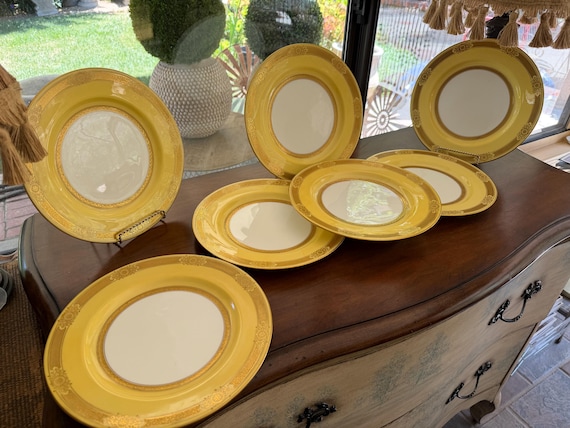 Antique Coalport Dinner Plates: Yellow with Wide Gold-Encrusted Rims-Elegant Neoclassical Heirloom