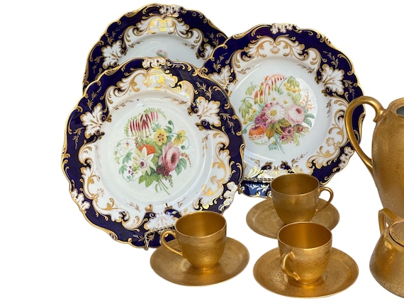 Antique Coalport Botanical Dessert Plates: Hand Painted Florals Gilded Scalloped Rims Unique Wedding Gift Early 19th Century