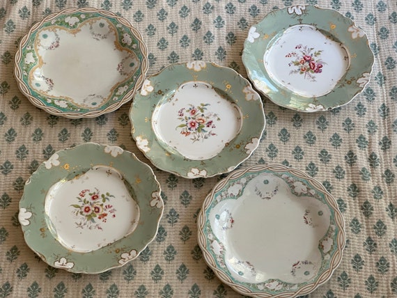 5 Antique English Wall Plates Soft Muted Green Border Hand Painted Florals Gilded Basketweave Scalloped Rims Early 19th Century