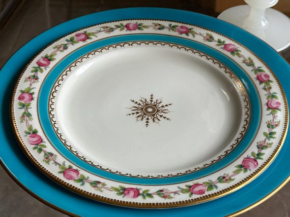 1800s Turquoise Dessert Plates with Hand-Painted Roses and Gilt Medallion