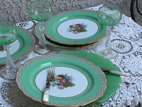 Antique Noritake Spring Green Dinner Plates: Basketweave Scalloped and Gilded Rims Circa 1920s