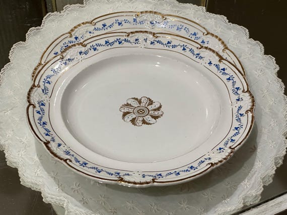 1810 Davenport Dessert Plates: Hand-Painted Scalloped Gilt Rims  Heirloom  Display Gift