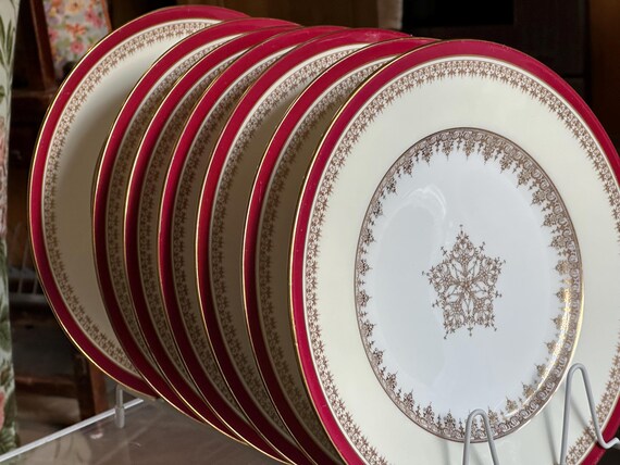 5 Antique White Minton Dinner Plates w Encrusted Gold Trim w Gold Leaves, Timeless Elegance, Holiday Table, 10 Plus Inches, Circa 1912