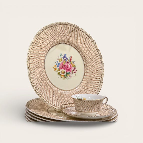Brown Copeland Spode Floral Dinner Plates Striped Border Gilded Scalloped Rims