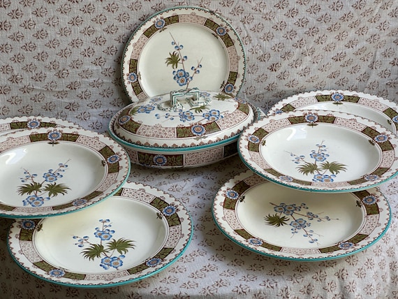 Antique 9pc Wedgwood Japonica Sprigs Aesthetic Ironstone  Dinnerware Set 19th Century English Victorian