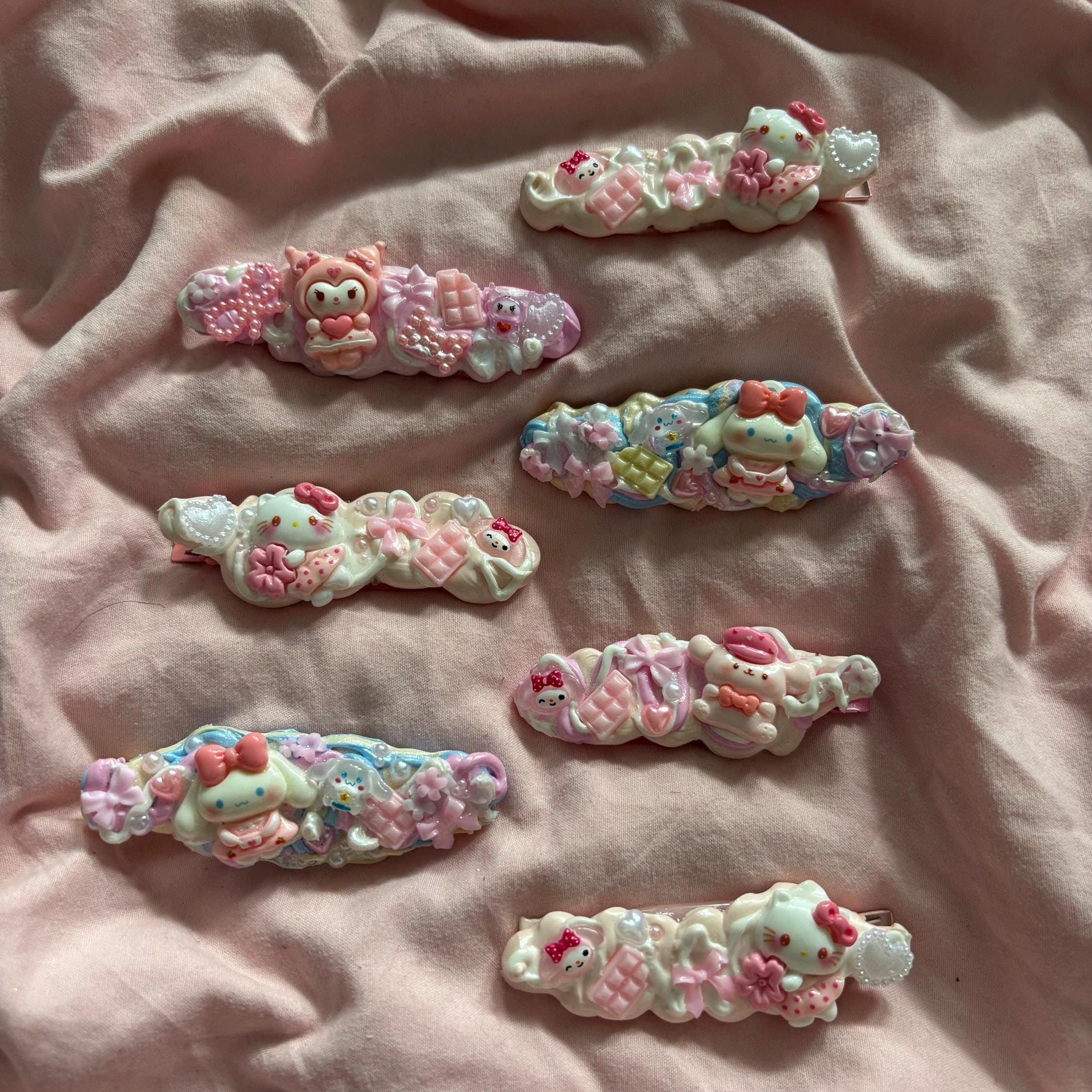 Handmade Decoden Hair Clips - 2 Pieces | Hello Kitty | Sanrio