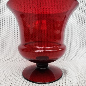 Ruby Red Blenko 428L Pre-designer Urn