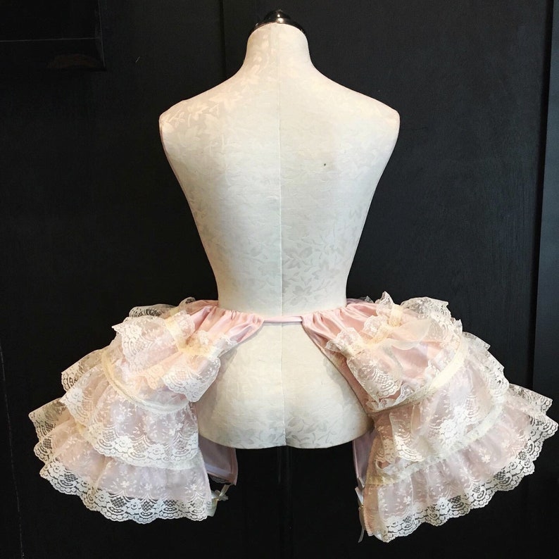 Pannier Rococo Marie Antoinette
