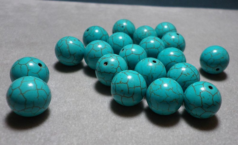 Turquoise Howlite Round Beads 13mm