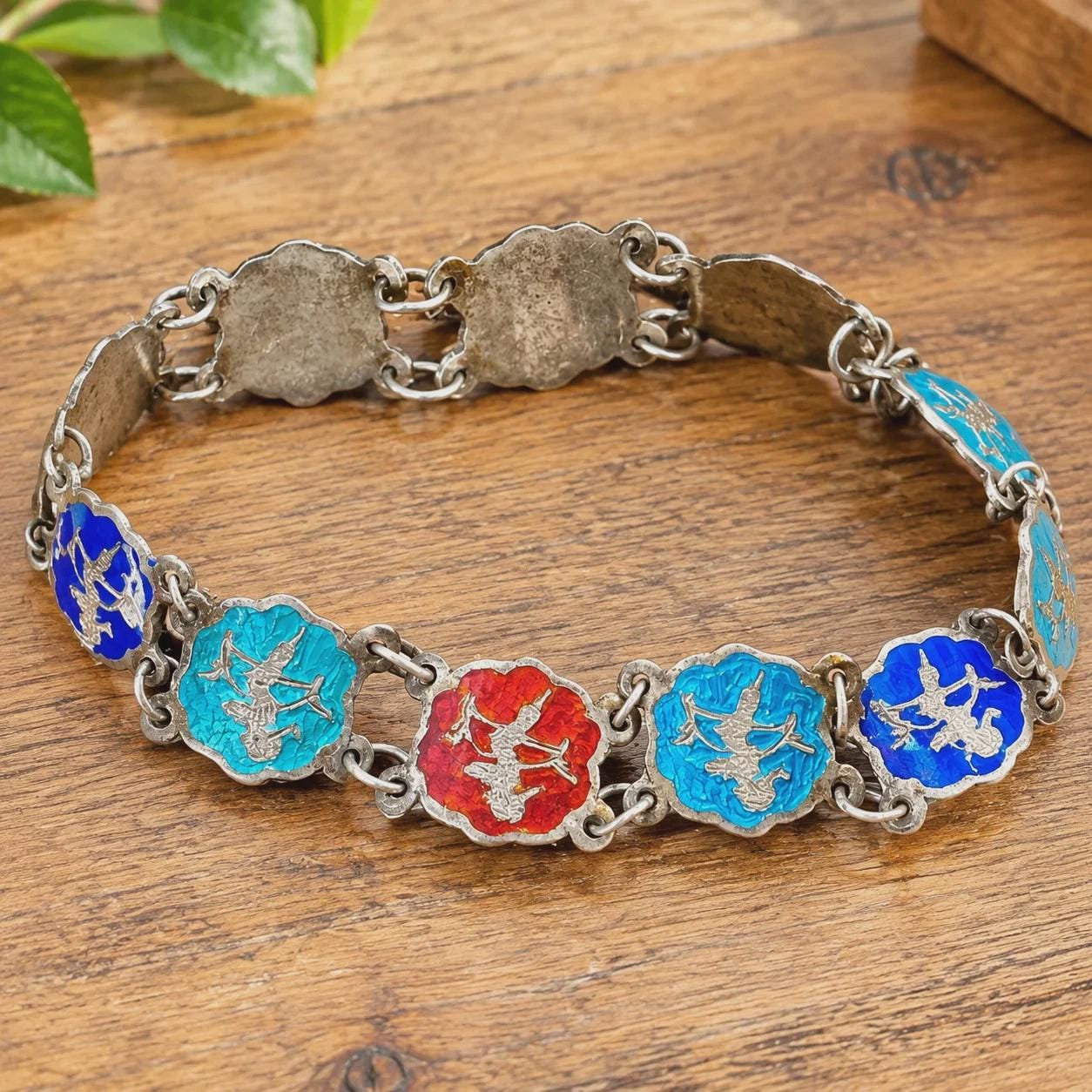 Siam Dancer Bracelet - Etsy
