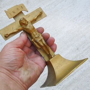 Rare Antique Brass Table Top Jesus Sculpture, Jesus On The Cross Alter Artifact, Christianity, FREE SHIPPING!!
