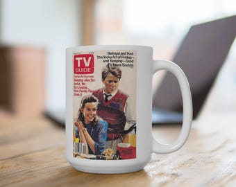 Tazza con la copertina della guida TV di Family Ties in stile retrò