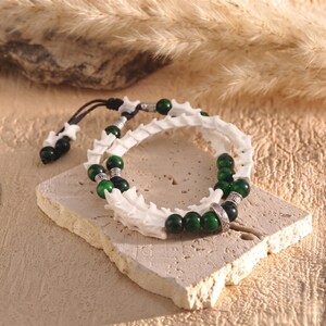 Handmade Snake Bone Bracelet - Real Vertebrae & Green Agate Bead Jewelry - Unique Gothic Witchy Accessory, Occult Statement Gift for Her/Him