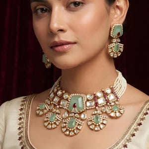 Conjunto de gargantilla Kundan de rubí verde menta, joyería india de Bollywood con perlas de imitación.