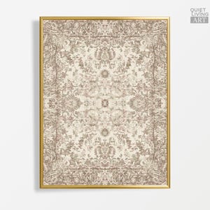 Könnte beinhalten: Ein rechteckiger Wandkunstdruck mit einem komplexen Blumenmuster in Beige und gedämpftem Braun in symmetrischem Design, eingefasst in einen dünnen goldenen Rahmen. In der oberen rechten Ecke steht der Text QUIET LIVING ART in einem weißen Feld.