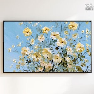 Könnte beinhalten: Ein rechteckiger Wandkunstdruck mit einem strukturierten Ölgemälde von blassgelben Blumen vor einem hellblauen Himmel. Das Kunstwerk zeigt sichtbare Pinselstriche und enthält den Text QUIET LIVING ART in der oberen rechten Ecke.