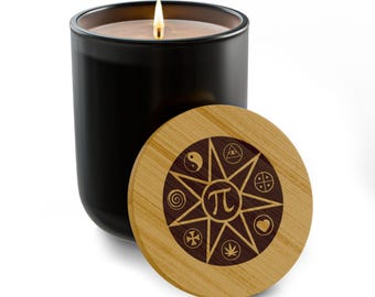 Celestial Compass Pi-ljus | 410 ml sojaljus med graverat bambulock