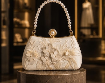 Bestickte Clutch mit Blumenmuster, Brauthandtasche aus Spitze, weiße Hochzeitstasche, Geschenk für die Braut, Abendtasche für die Braut, Clutch mit Perlenverschluss, Seidenclutch