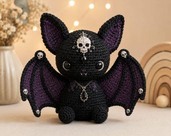 Modèle de chauve-souris gothique au crochet, pendentif crâne amigurumi PDF, tutoriel de peluche effrayante pour la décoration d'Halloween