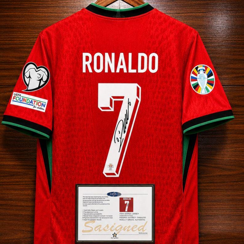 Cristiano ronaldo signed memorabilia - Etsy 日本