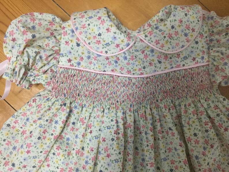 Baby dress size 1 yr