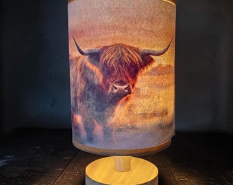 Highland Cow Table Lamp