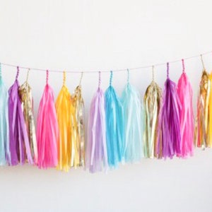 Girlande mit Quaste / Sommer Quaste / Quaste Girlande aus Seidenpapier - JEDE FARBE