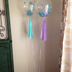 Preriempite chiaro coriandoli palloncino-velina - qualsiasi colore si sceglie