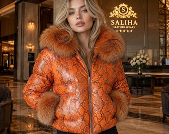 Damesjas van gewatteerd leer met pythonprint, luxe winterjas geïnspireerd op designerkleding