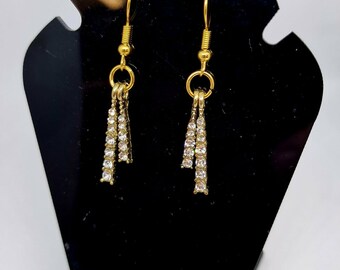 Pendientes colgantes de oro color plata 925 con brillo, hechos a partir de una lámpara.