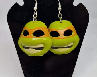 Pendientes hechos a mano de plata 925 con diseño de tortuga ninja.