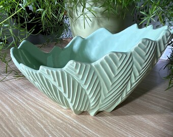 Mid century Feather Motif Bowl/Planter  by Shawnee USA 1702