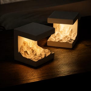Soluppgång Berg Nattlampa Aromdiffusorlampa – Zen Skrivbordsdekor