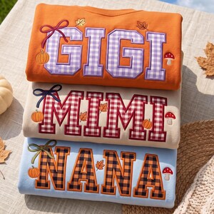 Gepersonaliseerde sweatshirt met applicaties voor oma, geborduurde ronde hals met ruitjespatroon, herfstshirt met strik en pompoen, cadeau voor oma, Gigi, Mimi, familieshirt