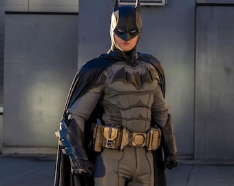 Disfraz de cosplay inspirado en El Caballero Oscuro para adultos, traje de superhéroe, atuendo para convenciones de cómics, disfraz de Halloween, conjunto de armadura de héroe.