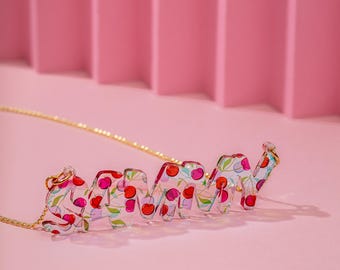 Personalisierte schillernde Kirsche Name Halskette | Sommer Schmuck | Namensschmuck | Laser Cut Acryl Halskette | Fruchtige Kette