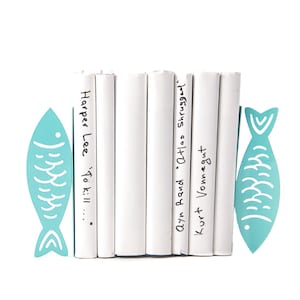 Metal Fish Bookends: Modern Kitchen Shelf Decor