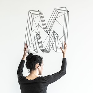 Arte de parede de arame de metal | Esculturas de arame de metal | Instalações de letras de arame | Minimalista | Placa de arame personalizada | Letras 3D | Decoração de parede moderna