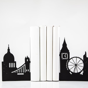 Metal Bookends London / UK loving reader // City scape // modern home decor // housewarming gift