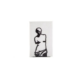 Venus de Milo Bookend: Black Metal Sculpture, Art-Inspired Home Decor