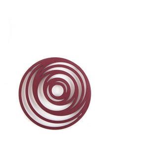 Minimalist Metal Trivet Vertigo