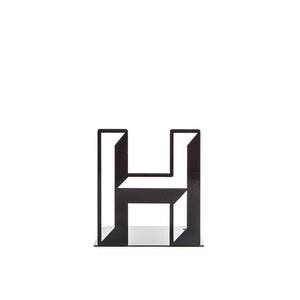 Eine Metall-Buchstütze H -Buchstaben sind wunderschön- Alphabet-Serie wird verwendet, um Initialen zu buchstabieren | geheime Nachricht / alles, was für Sie von Bedeutung ist