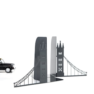 Unique metal bookends London bridge // decorative book holders // perfect housewarming gift // modern home decor // FREE SHIPPING image 4