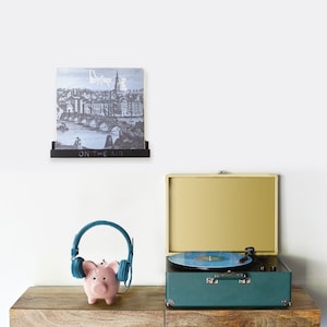 Plank voor LP-platendisplay: &#39;On The Air&#39;-vinylalbumstandaard