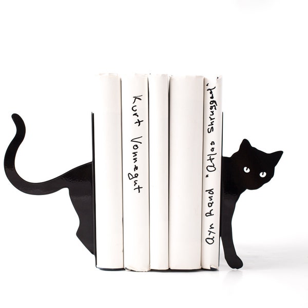 Black Cat Metal Bookends // functional decor modern home