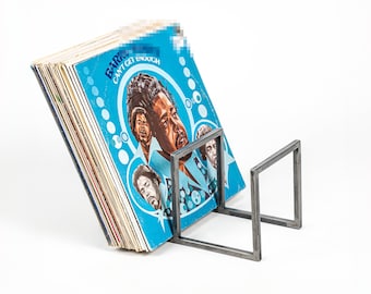 Metal Vinyl Record Rack: Minimalist LP Storage Display