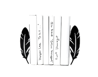 Feather Metal Bookends: Modern Nursery Shelf Decor