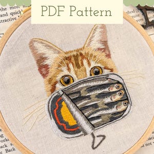 Patrón de bordado a mano de gato naranja (PDF) – Diseño de pintura con hilo de gato atigrado y lata de sardinas