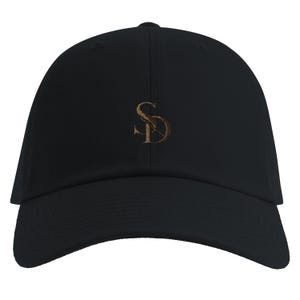 Cappellino snapback classico Yupoong 5789 M come accessorio complementare / Misto lana acrilica, vestibilità regolabile