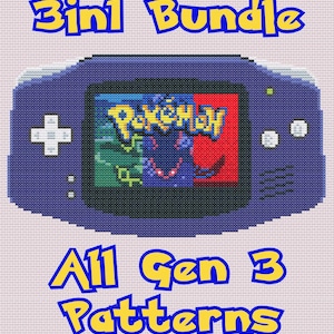 Puede incluir: Un diseño de patrón de punto de cruz con una consola de juegos portátil de color morado con una pantalla que muestra el logotipo de Pokémon y gráficos de juegos. El texto 3in1 Bundle y All Gen 3 Patterns está impreso en amarillo con bordes azules.